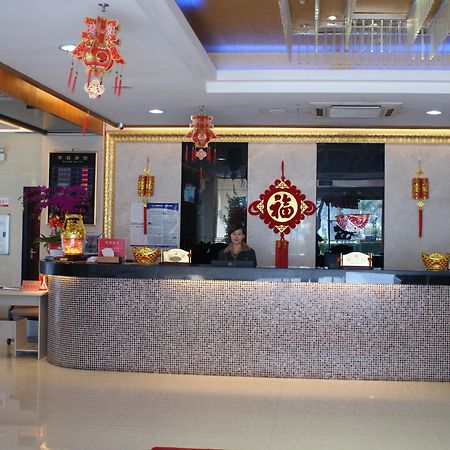 Yongchun Hotel Zhuhai จูไห่ ภายนอก รูปภาพ