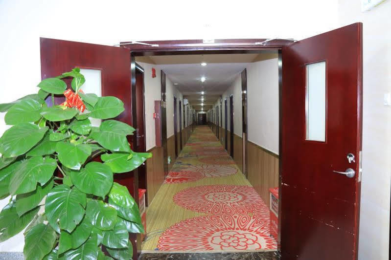 Yongchun Hotel Zhuhai จูไห่ ภายนอก รูปภาพ